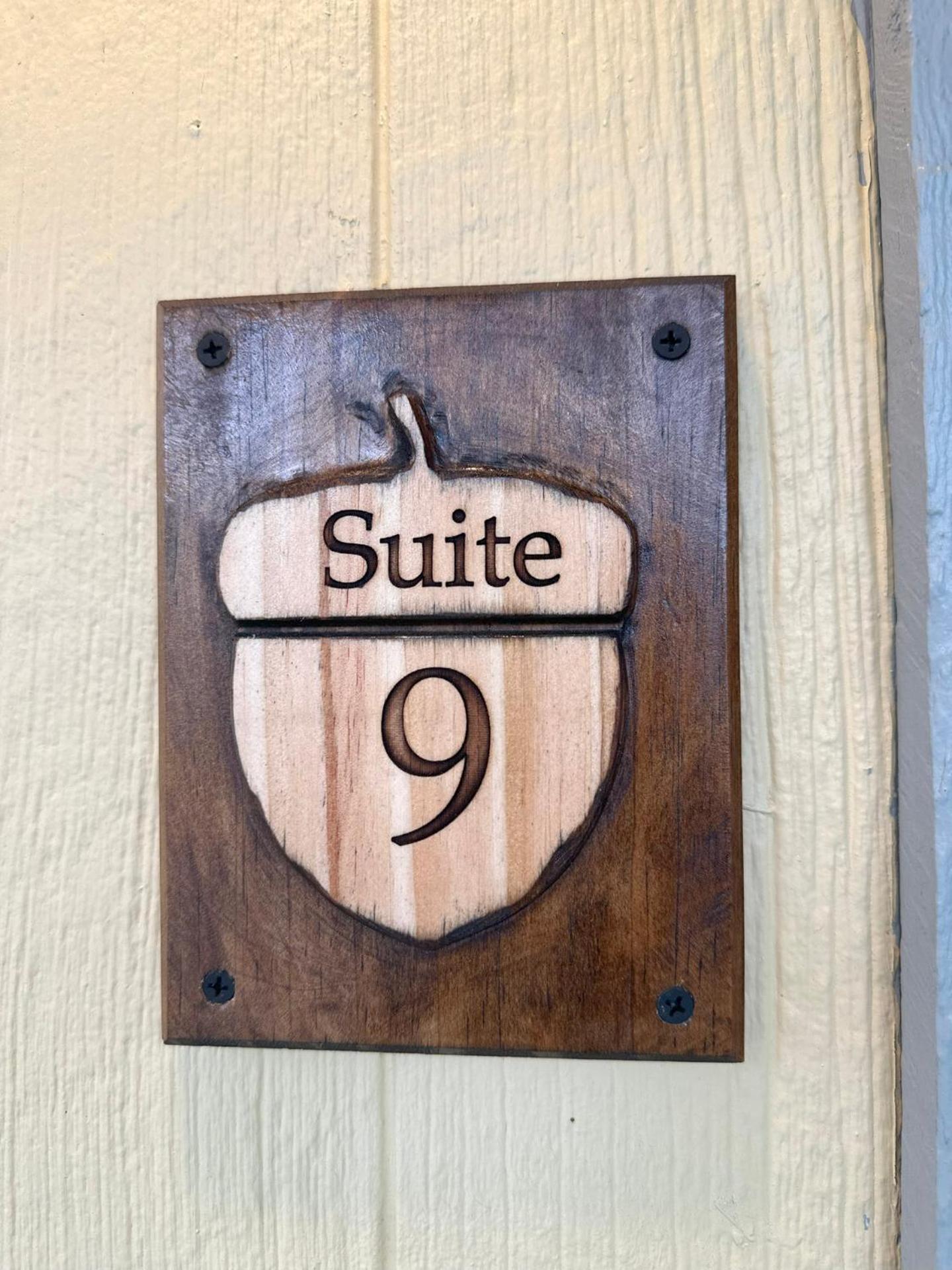 Acorn Hideaways Canton Rustic Old West Frontier Suite Екстериор снимка